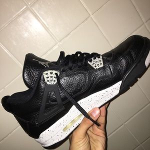 Oreo Jordan 4s